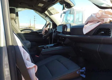 2026 Chevrolet Tahoe 4Wd Rst from USA, damaged, VIN 1GNS6RKD8TR161618